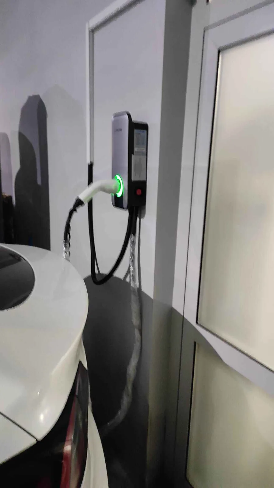 Tesla EV Charger Uygulamamız görsel 3